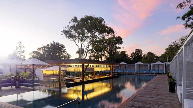 The new swim-up bar at elements of Byron. Picture: Contributed Lauren Bamford