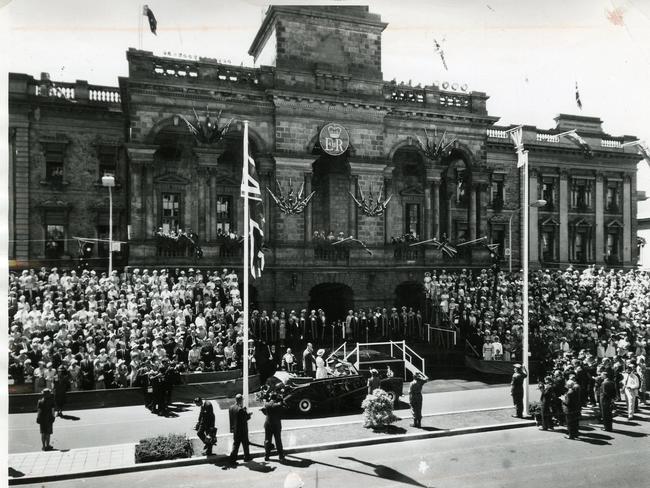 The Royal car arriving for the civic reception at the Adelaide Town Hall on February 20, 1963.