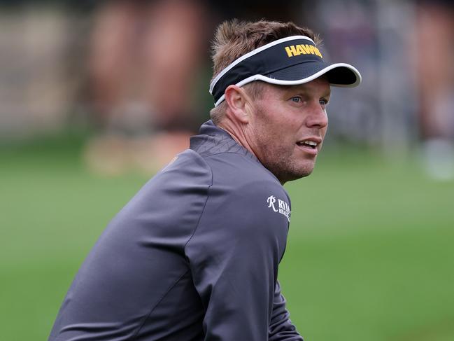 MELBOURNE , AUSTRALIA. November 20, 2023. AFL . Hawthorn footy training at Waverly Park .   Sam Mitchell, senior coach of Hawthorn  during todays session   . Pic: Michael Klein