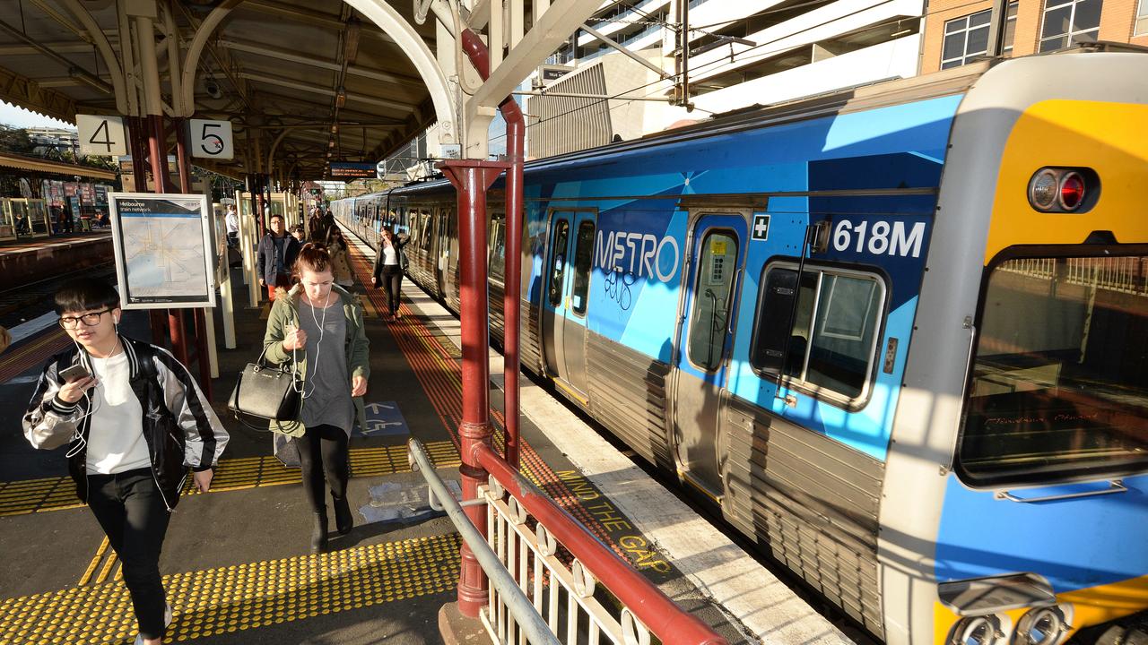 Melbourne train delays Commuters caught between stations after