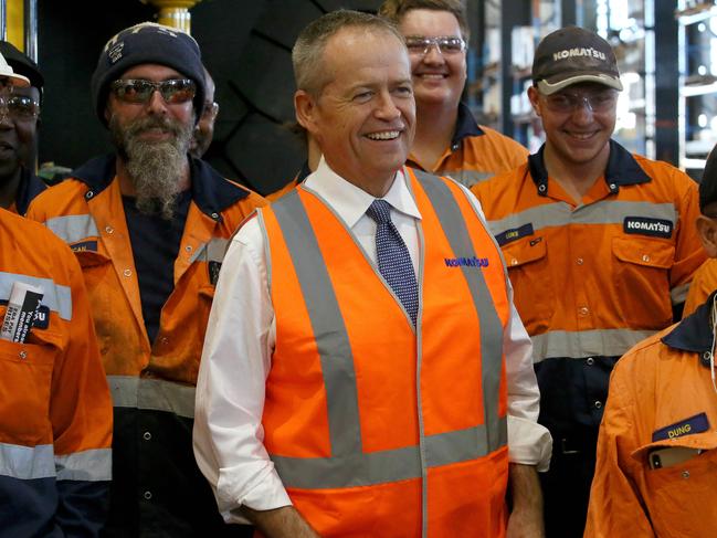 19/03/2019The Leader of the Opposition, Bill Shorten and  LaborÕs candidate for Swan, Hannah Beazley with workers at Komatsu Australia.pic Colin Murty The Australian