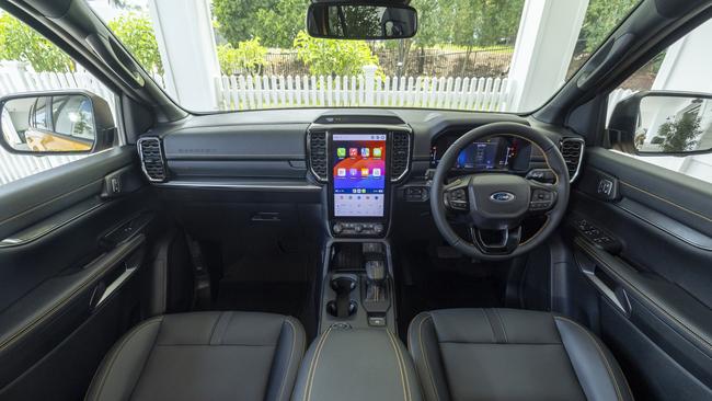 The Everest has an 8-inch digital dash and 12-inch infotainment screen.