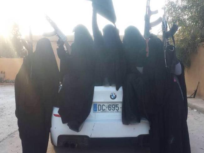 The women in this photo are believed to be the wives of Khaled Sharrouf (also known as Abu Zarqawi), Mahmoud Abdullatif (Zehra Duman), Suhan Rahman (Abu Jihad), and possibly Mohamed Elomar (also known as Abu Hafs) as well as Sharrouf's daughter “Umm Hafs”.