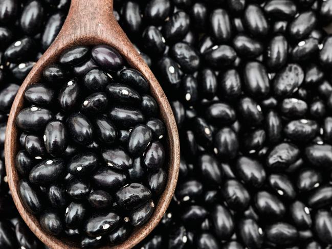 Black beans are packed with fibre AND potassium.