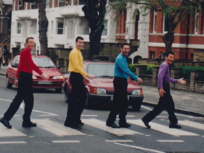 Wiggles do Abbey Road cover xxx xxx