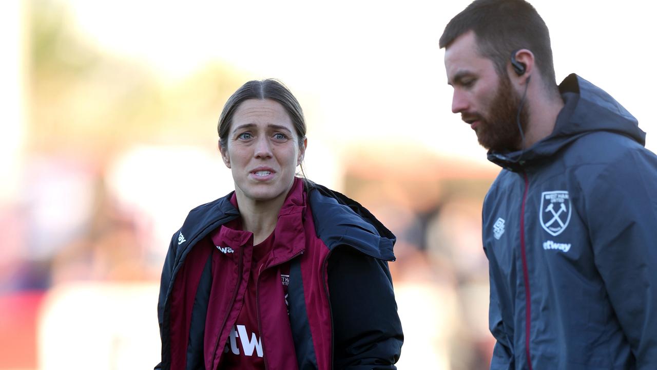 Katrina Gorry on crutches in England. Picture Andrew Redington/Getty Images