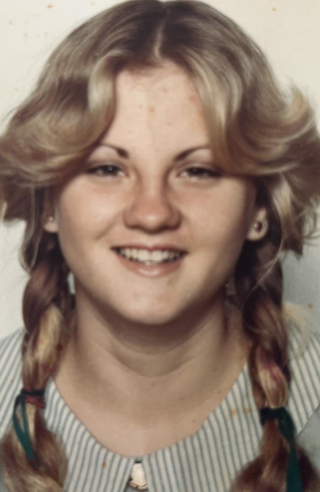 Karen Williams school photo.