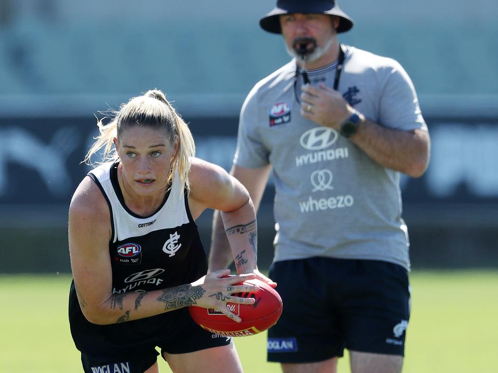 Blues coach Daniel Harford watches Tayla Harris early in the session. Picture: Michael Klein
