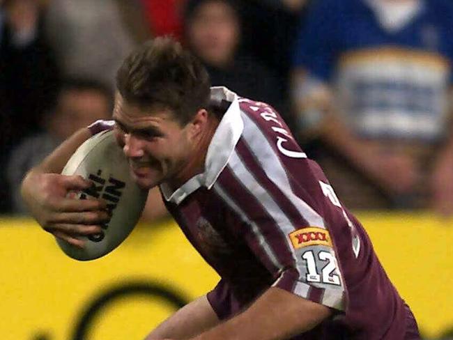 ## HAVE YOU /CHECKED COPYRIGHT /CLEARANCE ?? JUN 26, 2002 : Dane Carlaw scoring a try during NSW vs Qld State of Origin Game three at Stadium Australia in /Sydney. PicBrett/Costello.  Rugby League A/CT  sport action