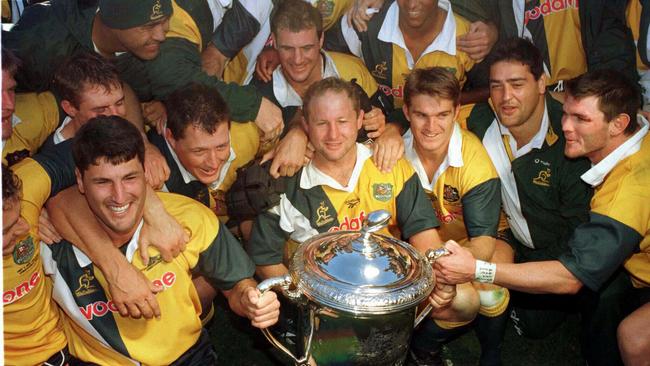 The 1998 Wallabies were just the second Australian side to beat the All Blacks three times in one year.