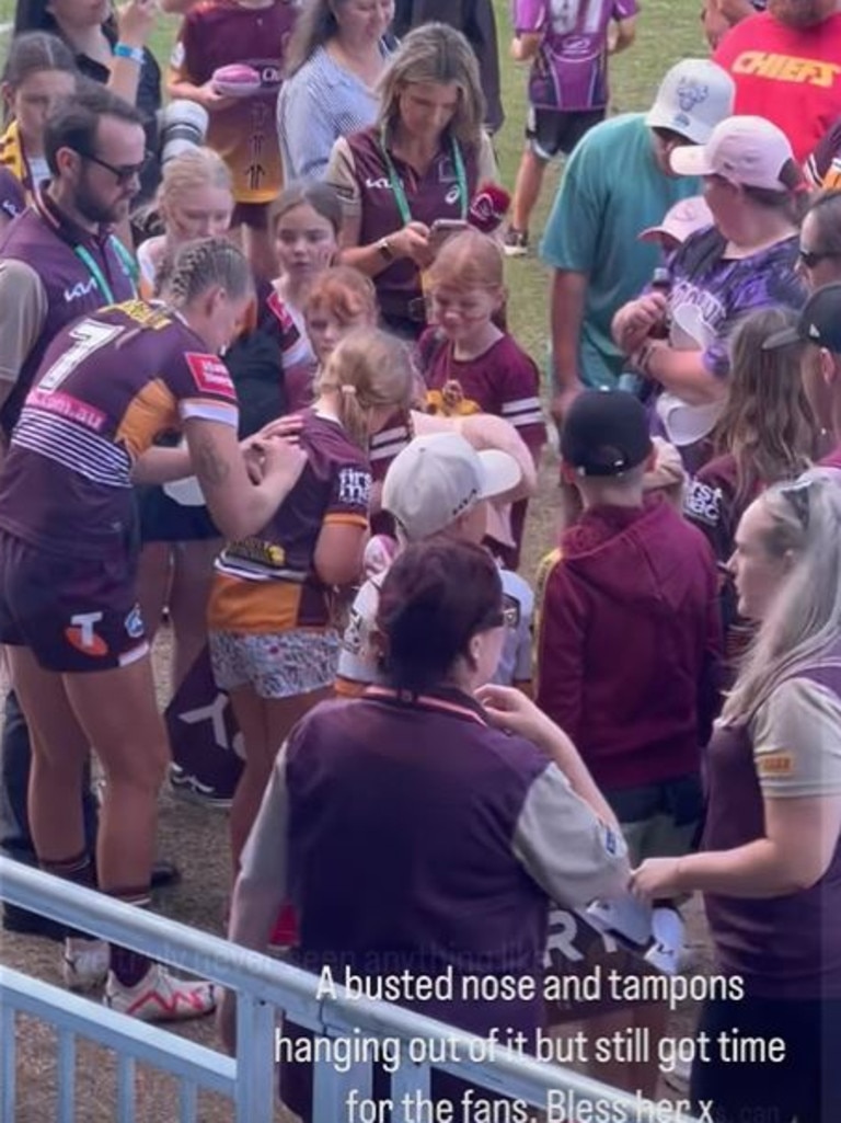 Ali Brigginshaw signing autographs for young fans after the Broncos' victory against the Canberra Raiders. Photo: Instagram @katessunshine_