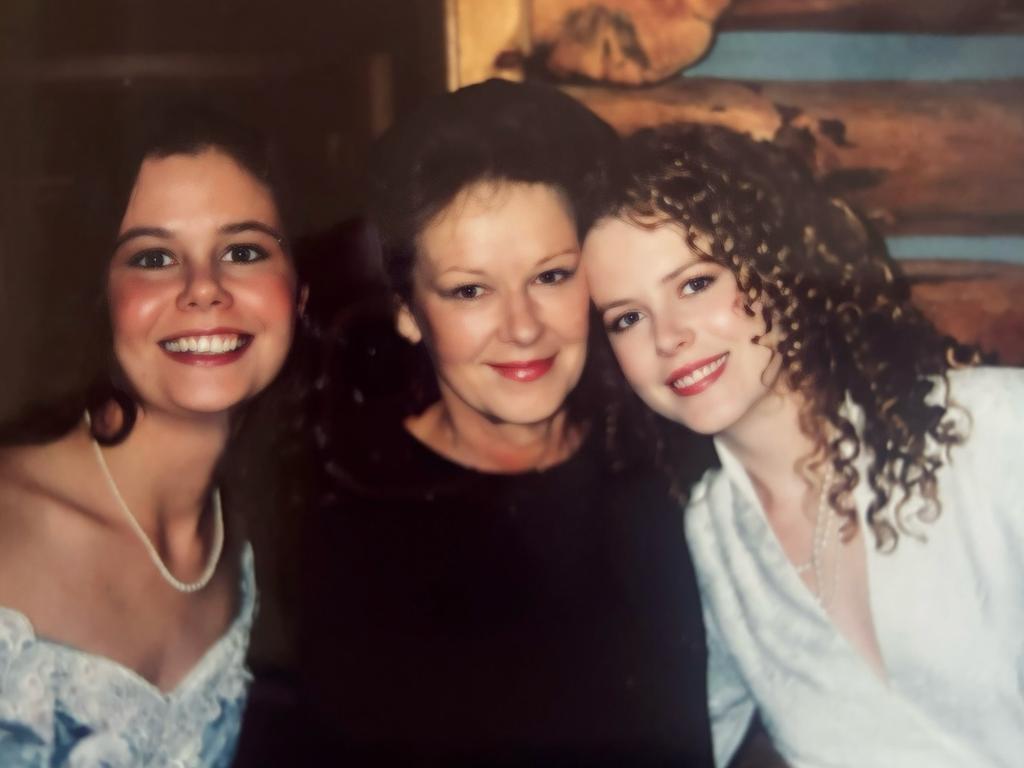 Nicole Kidman has broken her silence a week after announcing the death of her mother, Janelle, in a moving tribute with private photos on Friday. Picture: @nicolekidman/Instagram