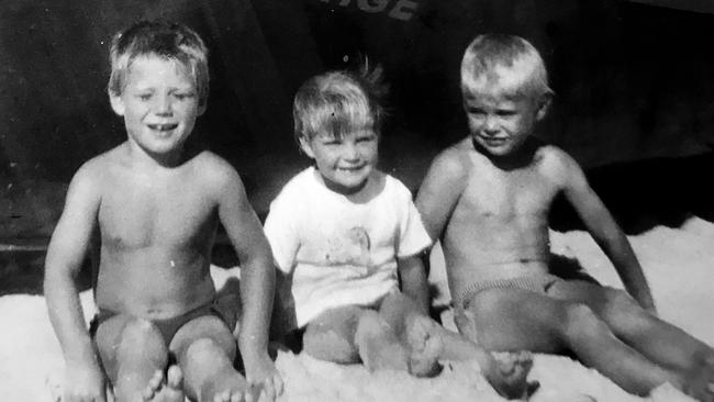 Cheryl Grimmer (centre) with her brothers Paul (left) and Stephen. Picture (colourised): Published with permission of Cheryl Grimmer’s brother