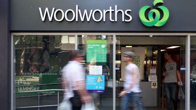 Woolworths is set to open another outlet at Kiaora Lane in Double Bay as judgement prevents Harris Farm from setting up shop.