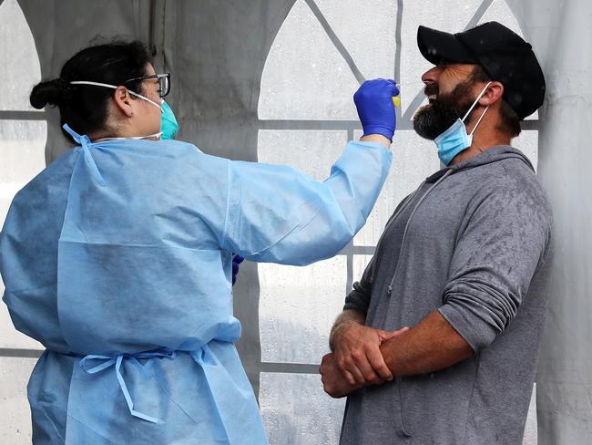 DAILY TELEGRAPH - Pictured is COVID testing at Avalon today as the Northern Beaches is still cut off from the rest of Sydney due to the COVID-19 lockdown. Picture: Tim Hunter.