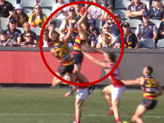 Patrick Parnell takes a mark for Adelaide against St Kilda.