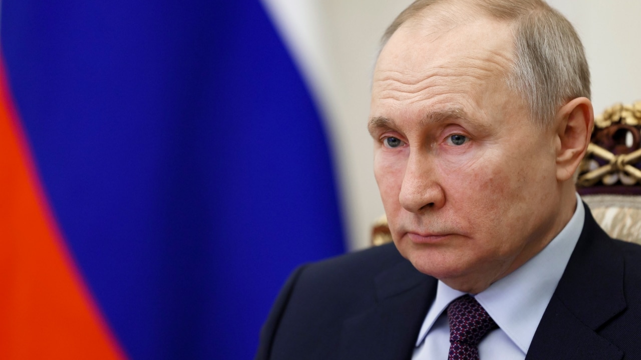 Rapoartele de presă au dezvăluit că președintele rus Vladimir Putin a suferit un atac de cord în dormitorul prezidențial