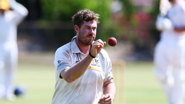 Mitchell Warnock bowls for Norths. PICTURE: BRENDAN RADKE