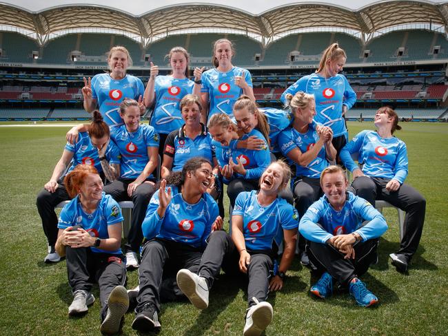 WBBL Adelaide Strikers laugh during a team photo shoot at Adelaide Oval in December, 2018. Devine, is middle row second from right. Picture: MATT TURNER.