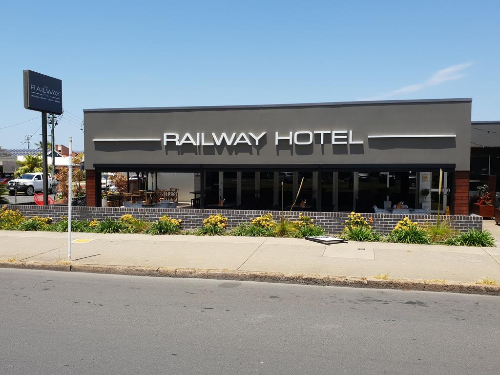 Railway Hotel, Yeppoon.