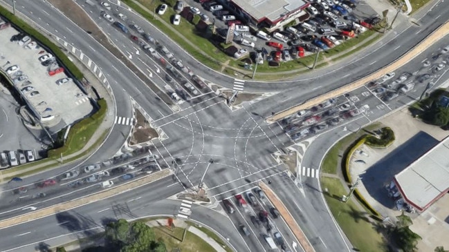 The junction of Olsen Ave and the Southport Nerang Road in Ashmore.