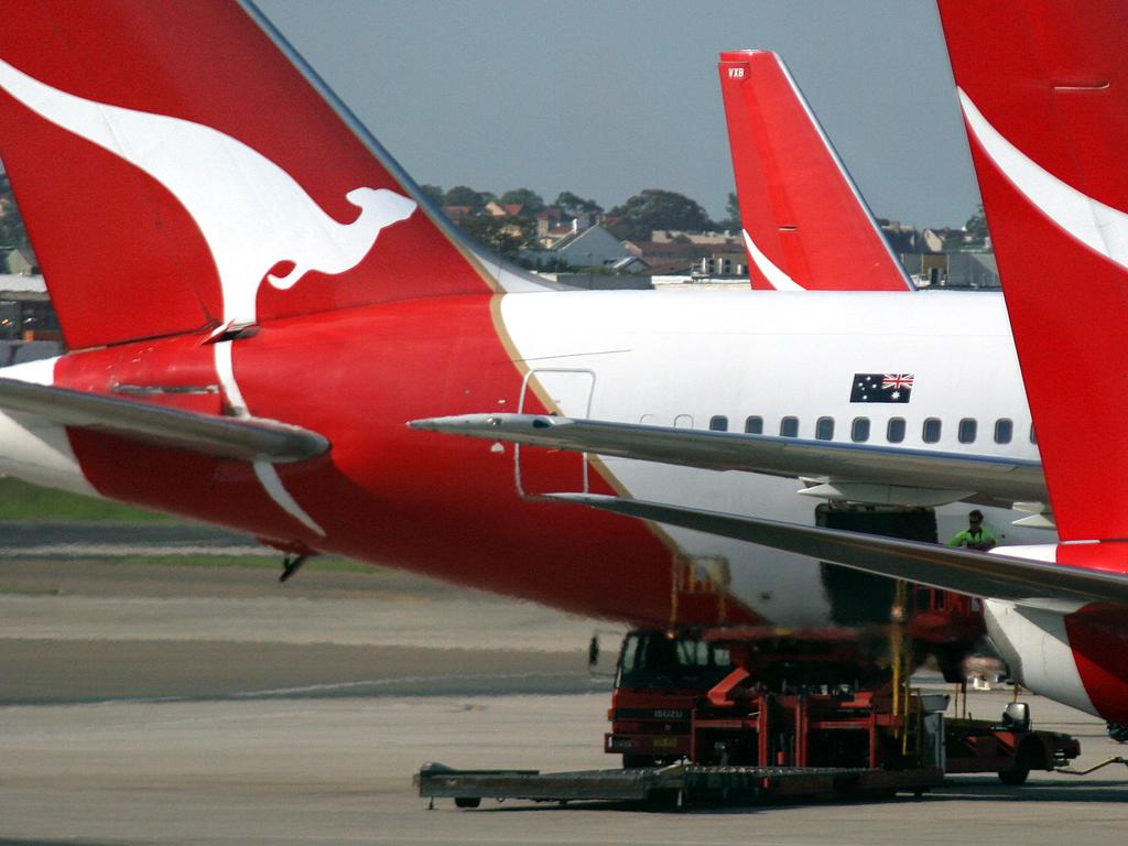 Mr Garrett said the level of protection provided at Australian airports was often falling short of regulation requirements.