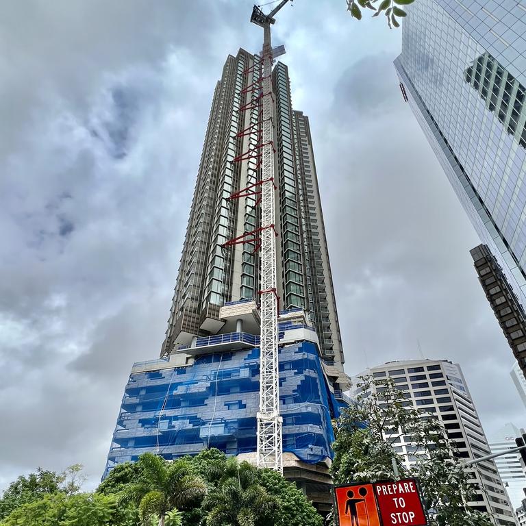 Cbus Property is understood to be bringing in new builders to complete the 443 Queen St project after the collapse of Probuild.