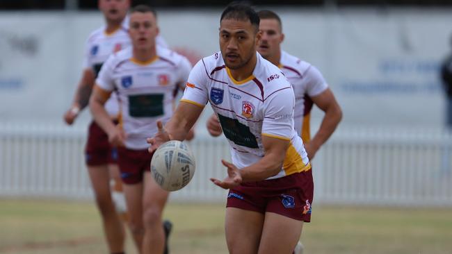 Thirlmere’s Tim Simona showed his class against Campbelltown Collegians at Bradbury Oval. Picture: Steve Montgomery