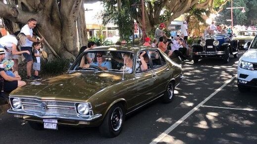 Classic cars at Sawtell's Anzac Day street march.