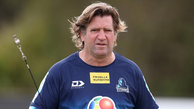 GOLD COAST, AUSTRALIA - NOVEMBER 07: Head Coach Des Hasler looks on during a Gold Coast Titans NRL training session at Parkwood Village on November 07, 2023 in Gold Coast, Australia. (Photo by Chris Hyde/Getty Images)