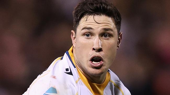 PENRITH, AUSTRALIA - MARCH 15: Mitchell Moses of the Eels  runs the ball during the round two NRL match between Penrith Panthers and Parramatta Eels at BlueBet Stadium, on March 15, 2024, in Penrith, Australia. (Photo by Jason McCawley/Getty Images)