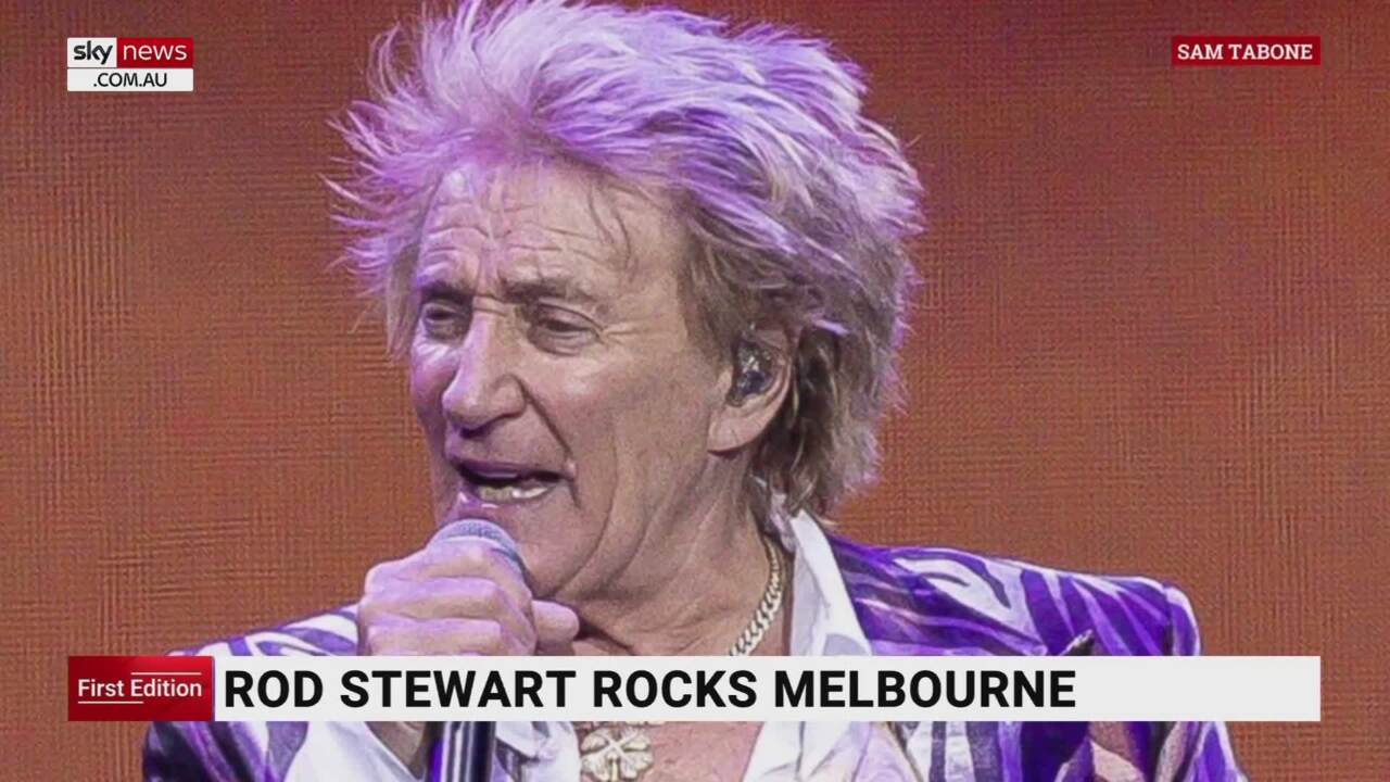 Rod Stewart serenades Melbourne at Rod Laver Arena