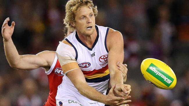 Rory Sloane worked hard but only managed 15 disposals. Picture: Michael Klein