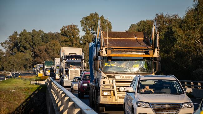 Traffic in Albury heading into NSW. Picture: Simon Dallinger