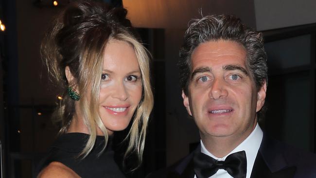 MIAMI BEACH, FL - MAY 15: Elle McPherson (L) and Jeffrey Soffer during Pritzker Architecture Prize 2015 at New World Symphony on May 15, 2015 in Miami Beach, Florida. (Photo by John Parra/Getty Images for Pritzker Architecture Prize)