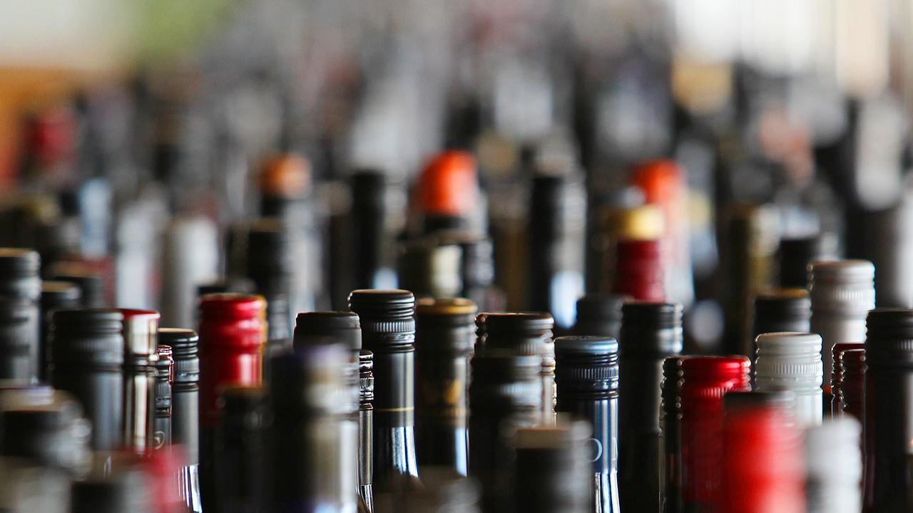 The government wants restrictions on Australian wine urgently removed.