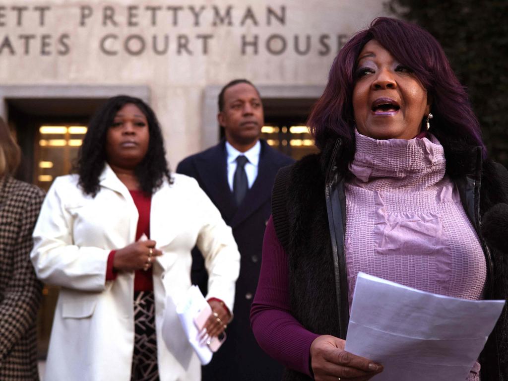 Ruby Freeman and Shaye Moss speak outside of court. Picture: Alex Wong/Getty Images/AFP