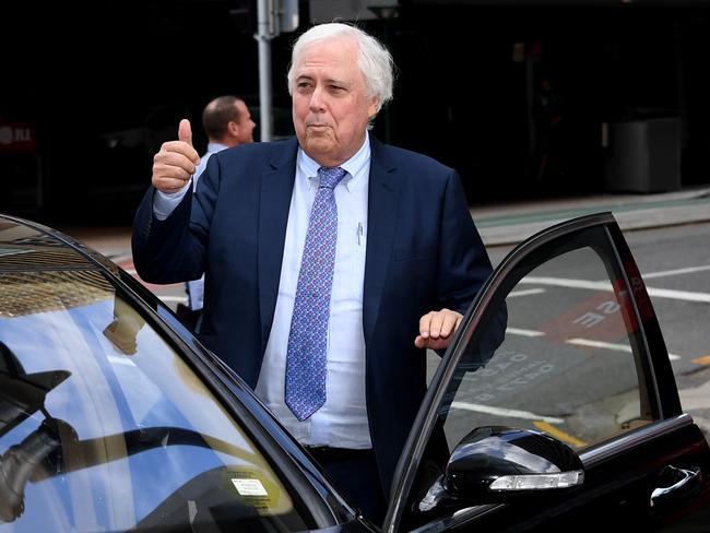 Businessman and former federal MP Clive Palmer leaves the Supreme Court, in Brisbane, Wednesday, August 23, 2017. Businessman Clive Palmer has arrived at a Brisbane court over a legal bid by government-appointed liquidators to freeze almost $220 million of his personal assets. (AAP Image/Samantha Manchee) NO ARCHIVING