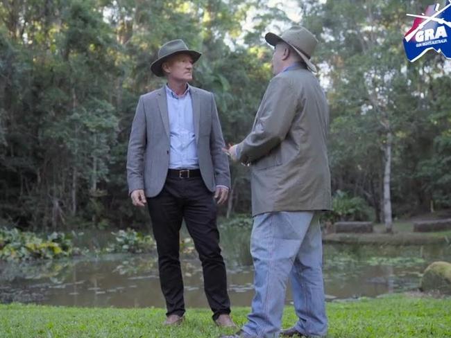 Steve Dickson speaking to Australian Rodger Muller who posed as an NRA supporter.