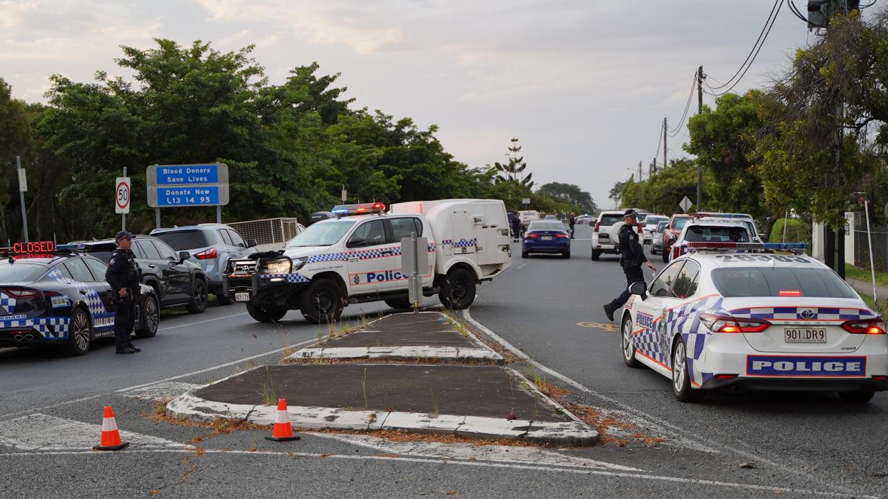 Mackay police cordoned off streets in an unfolding emergency along Bridge Rd on Monday, November 21, 2022 which resulted in officers shooting a man. Picture: Heidi Petith