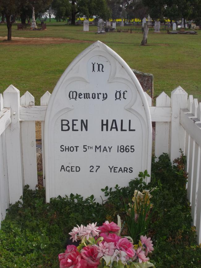 Bushranger Ben Hall’s grave is the leading attraction in Forbes Cemetery. Picture: Supplied