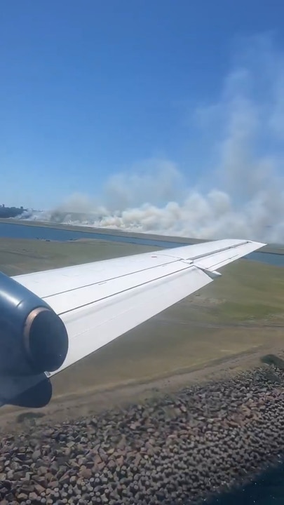 Engine 'explosion' causes fire at Sydney Airport