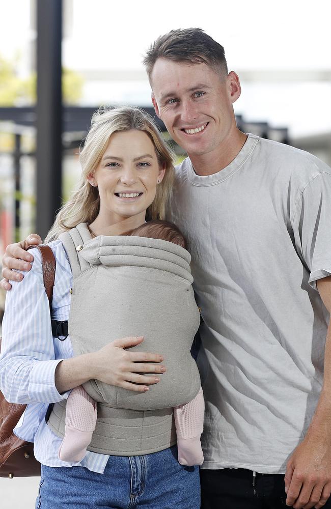 Marnus Labuschagne, wife Rebekah and daughter Hallie pictured arriving at the Brisbane Domestic Airport from Sydney after the summer of Test Cricket, Brisbane 10th January 2023. Picture: Josh Woning