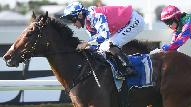 Fell Swoop takes out the Victory Stakes at Doomben. Picture: Grant Peters, Trackside Photography