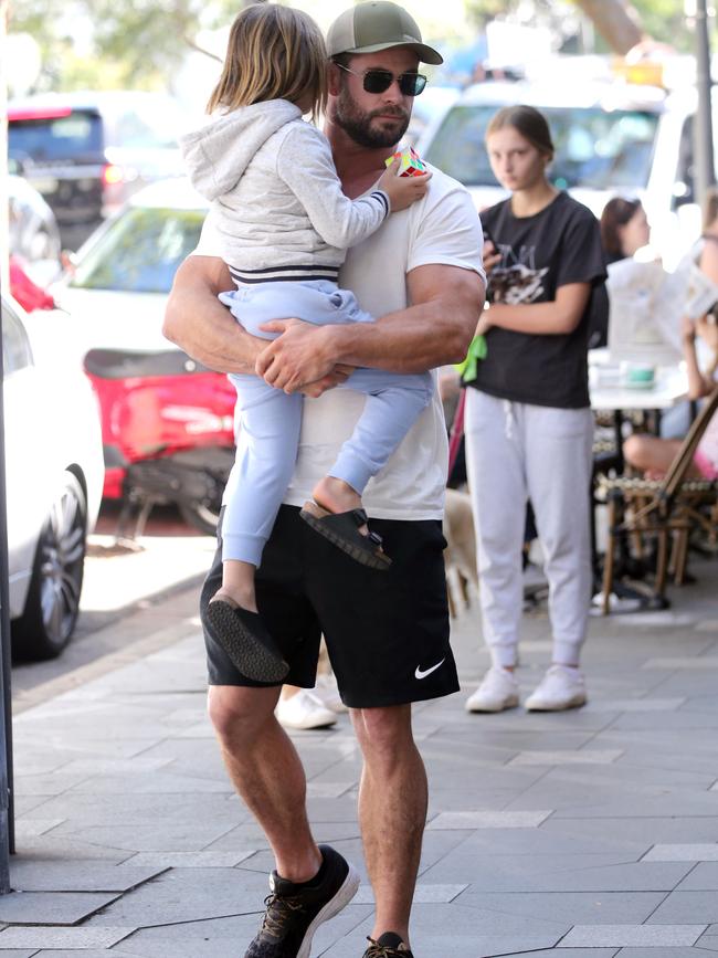 Chris Hemsworth enroute to the White Rabbit cafe in Double Bay. Picture: Matrix Media Group