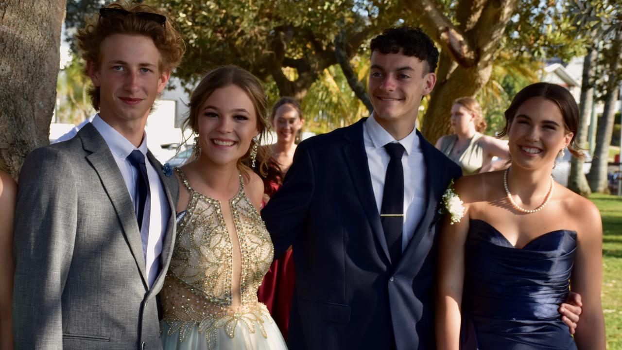 Suncoast Christian College formal | photo gallery | Daily Telegraph