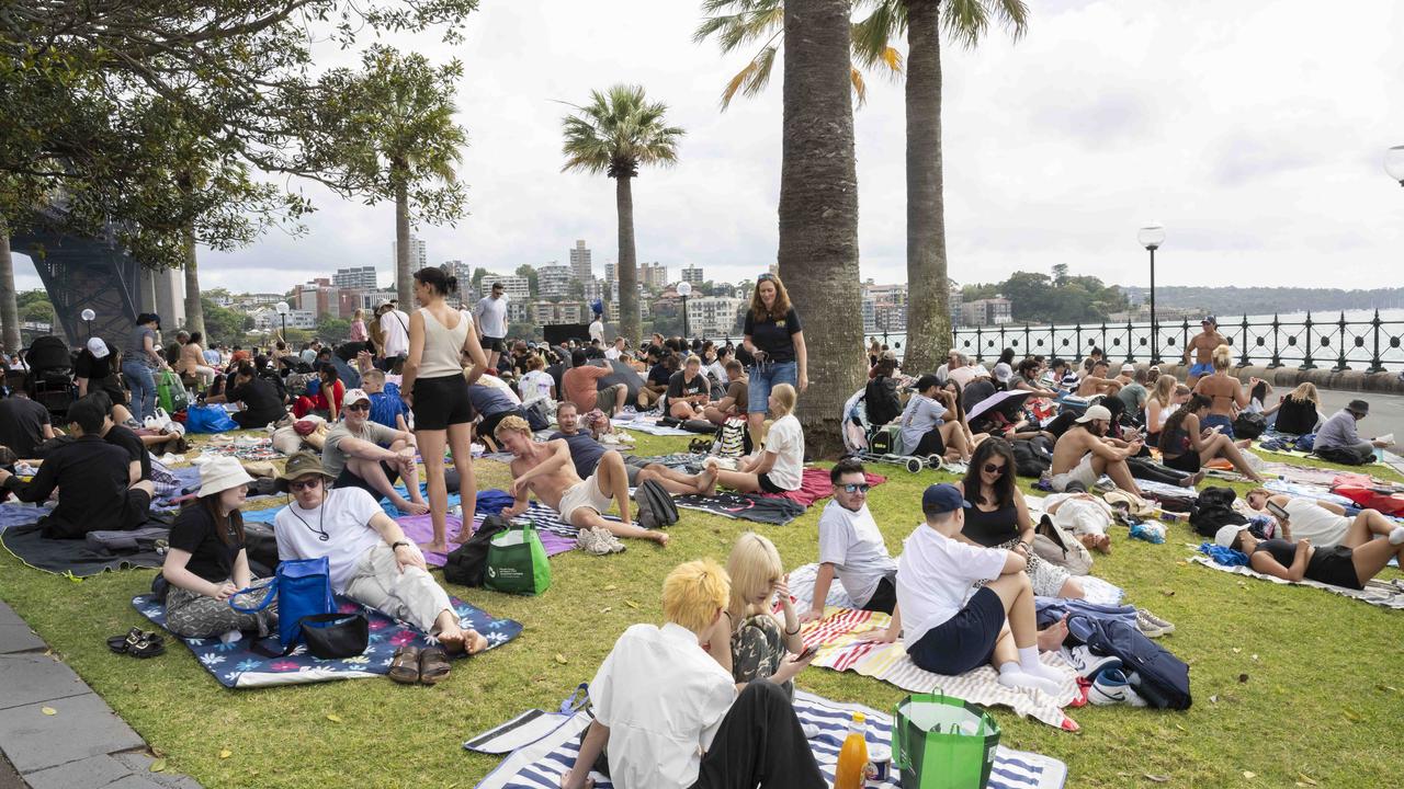 Some popular vantage spots across the Sydney were closed to new arrivals after they filled up early in the afternoon. Picture: NewsWire/ Monique Harmer