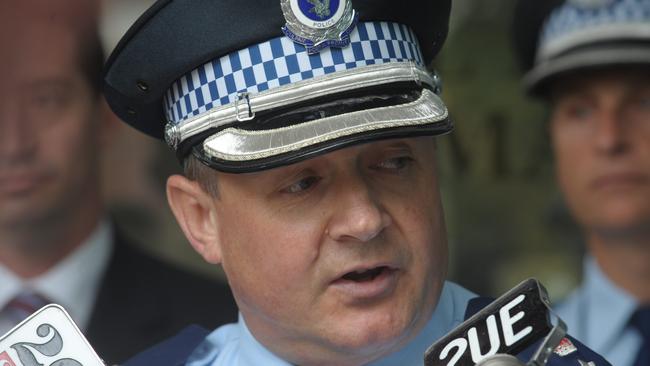 Superintendent Dave Eardley received an Australian Police Medal.