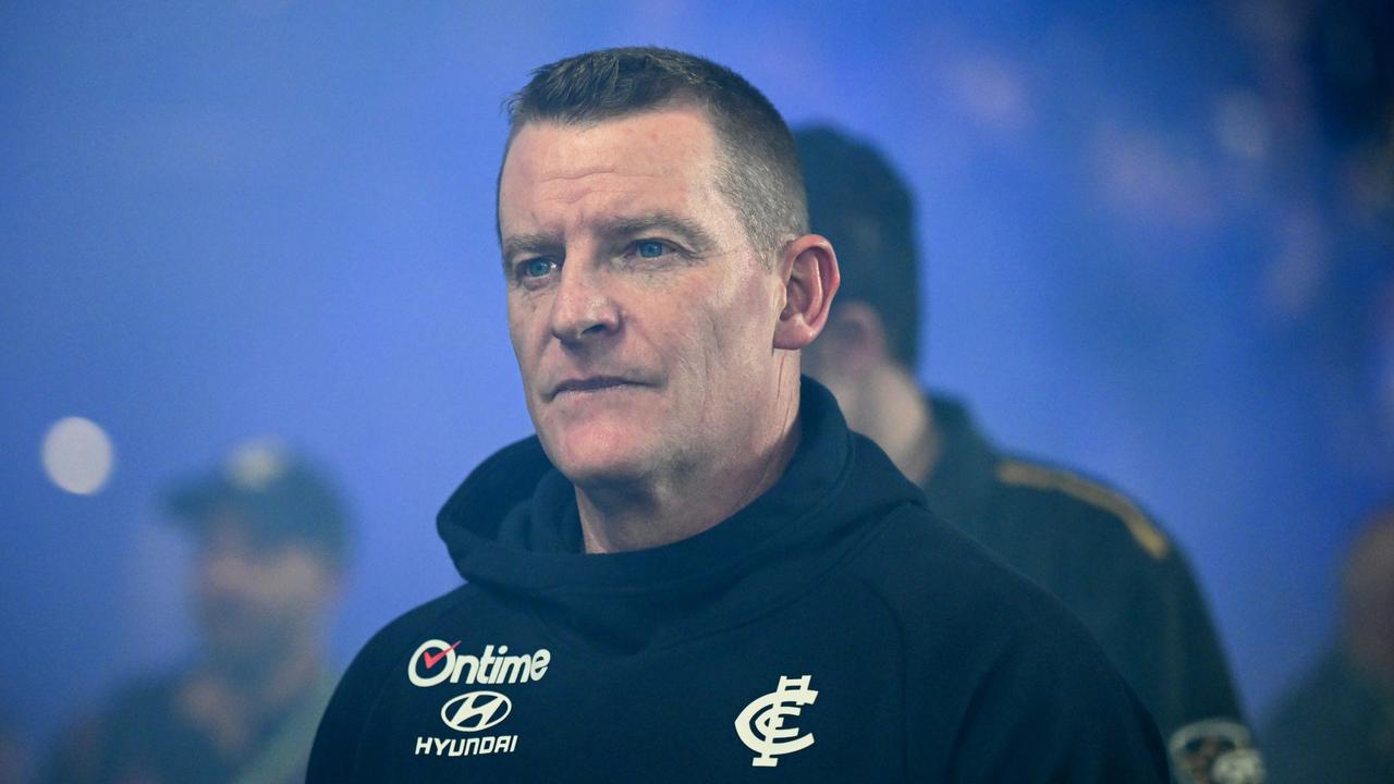 MELBOURNE, AUSTRALIA – MAY 25: Michael Voss, Senior Coach of the Blues looks on during the round 11 AFL match between Carlton Blues and Gold Coast Suns at Marvel Stadium, on May 25, 2024, in Melbourne, Australia. (Photo by Daniel Pockett/Getty Images)