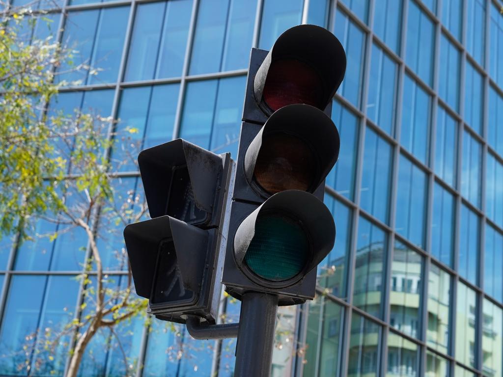 A traffic light shows no activity in Lisbon, Portugal. Picture: Adri Salido/Getty Images